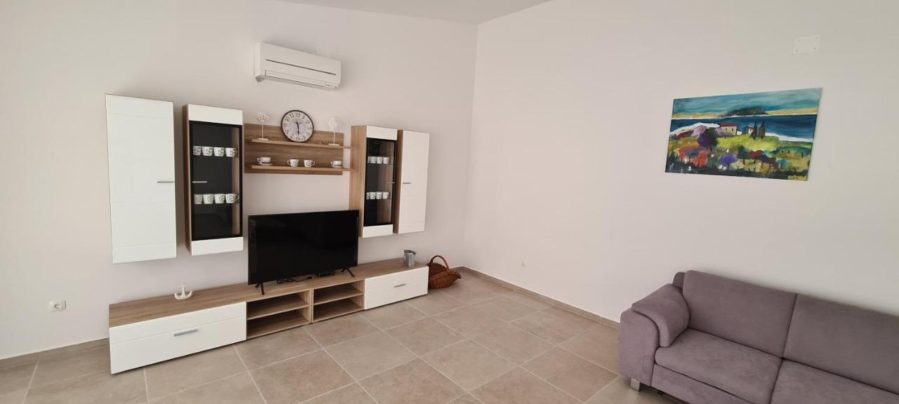 Villa Aninka Komarna Extérieur photo