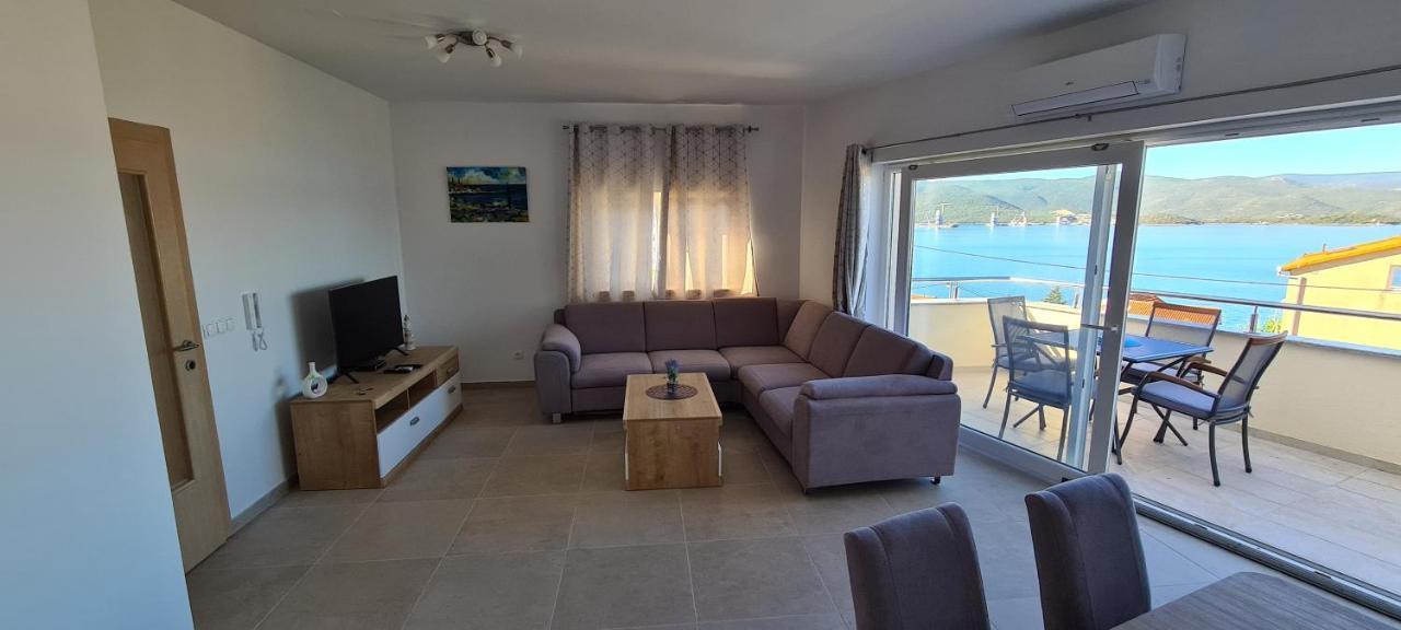 Villa Aninka Komarna Extérieur photo
