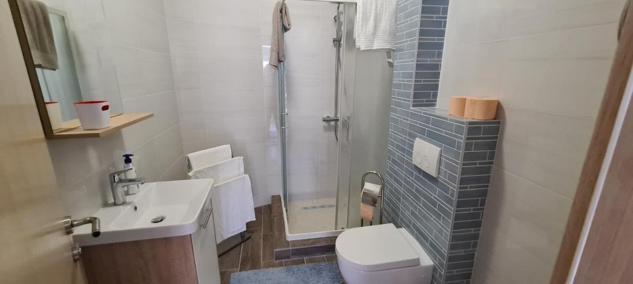 Villa Aninka Komarna Extérieur photo