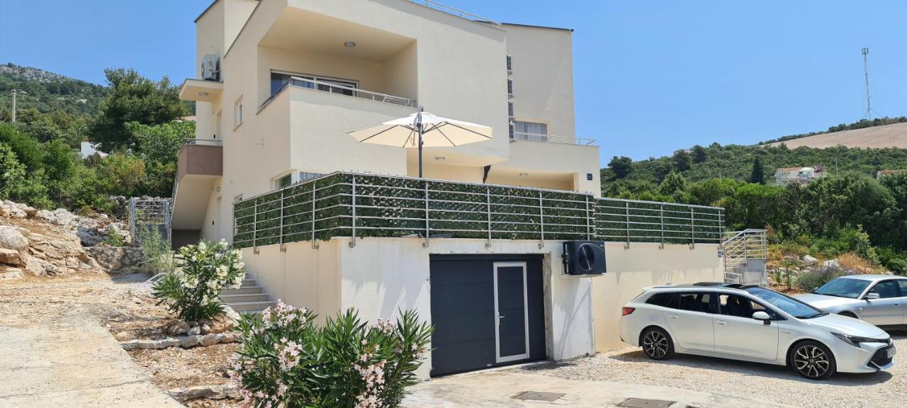 Villa Aninka Komarna Extérieur photo