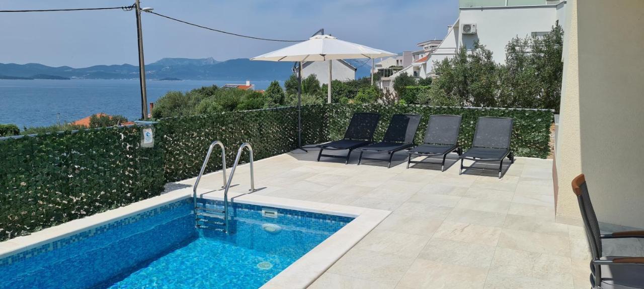 Villa Aninka Komarna Extérieur photo